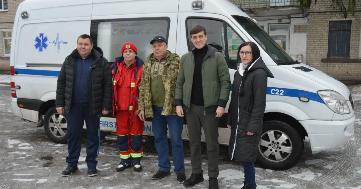 Голова БО «Український Благодійний Альянс» Олексій Курцев передав для потреб КНП «Золочівська лікарня» автомобіль швидкої допомоги.