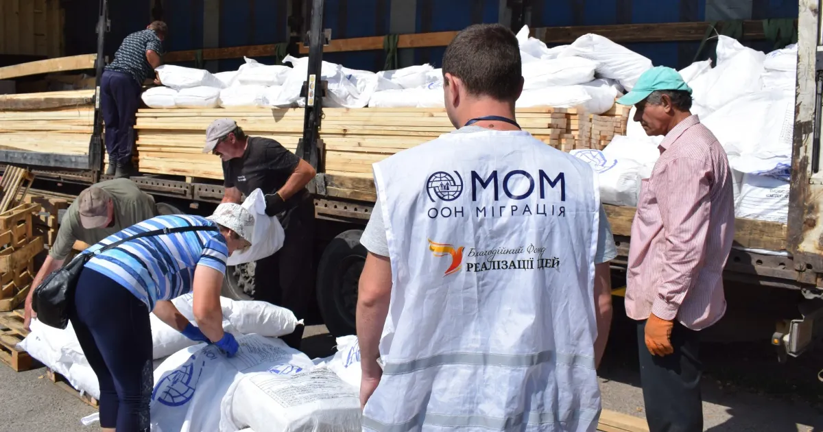 Джерело: Золочівська селищна рада Золочівська громада отримала гумконвой з будівельними матеріалами на порталі Gromada Group