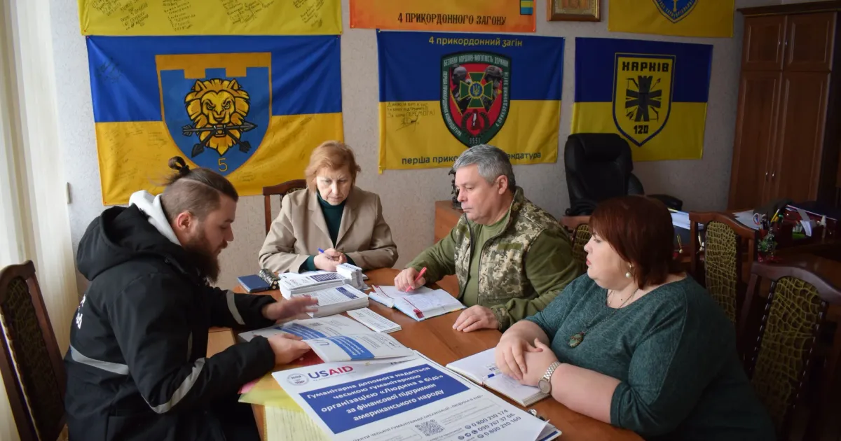 Головна світлина новини на сайті Gromada Group Золочівська громада разом із локальною лідеркою компанії World Central Kitchen Інною Кушнір, обговорили найнагальніші потреби золочівців на порталі Gromada Group