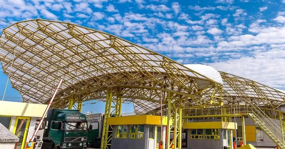 У Євросоюзі у травні 2023 року набуде чинності нова система в’їзду та виїзду (EES) на зовнішні межі блоку для реєстрації даних громадян третіх країн. Час проходження кордону зросте вчетверо.